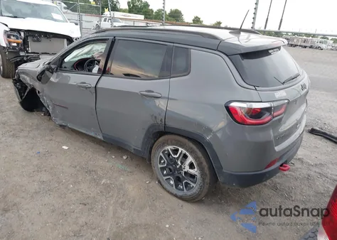 2020 Jeep Compass Trailhawk 4X4 из США, поврежденный, VIN 3C4NJDDB1LT160790